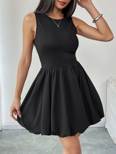 Perfee gerafftes ärmelloses Minikleid