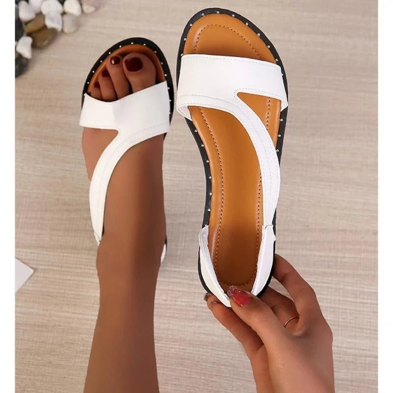 Fischmaul-Nieten-Sandalen mit offener Zehenpartie