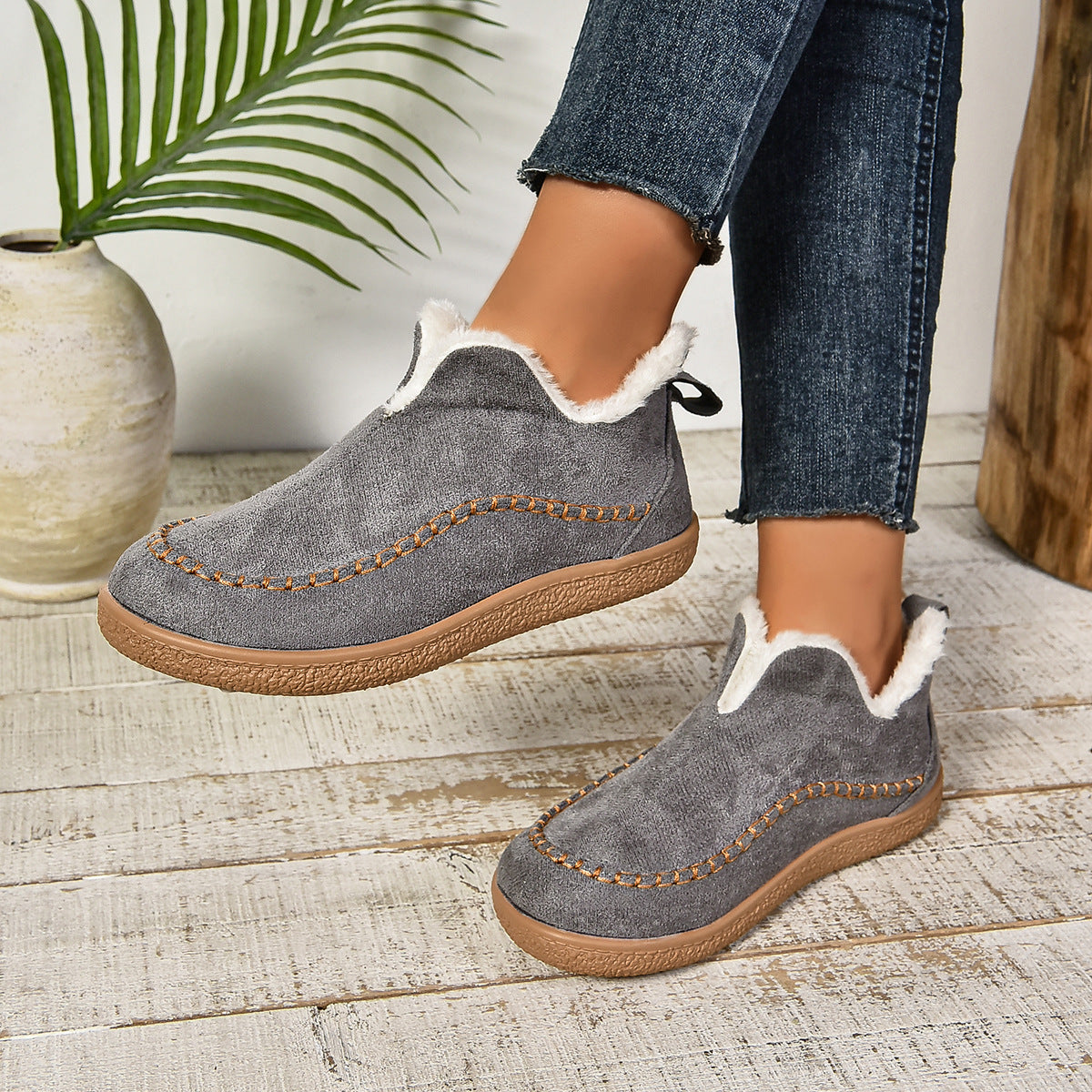 Warme, gefütterte Slip-On Stiefeletten mit rutschfester dicker Sohle