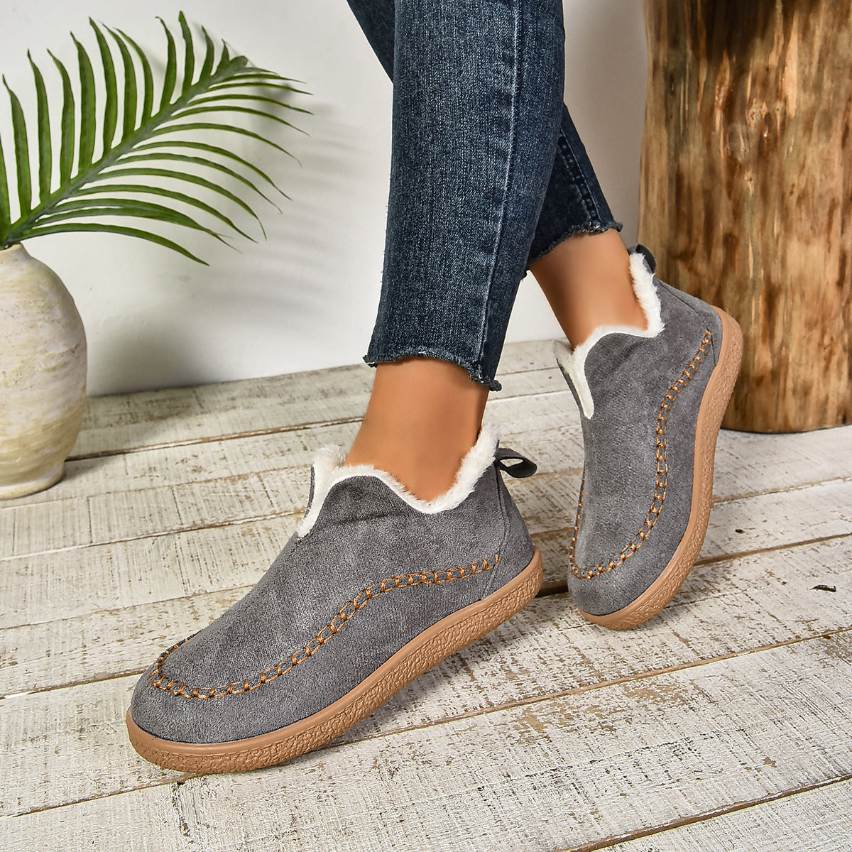 Warme, gefütterte Slip-On Stiefeletten mit rutschfester dicker Sohle