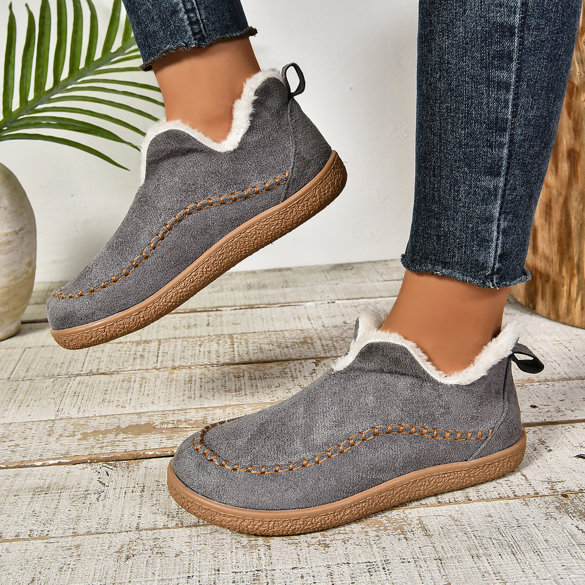 Warme, gefütterte Slip-On Stiefeletten mit rutschfester dicker Sohle