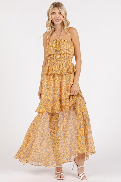 Maxikleid mit gerafftem Smocked-Blumenmuster und Neckholder von Mittoshop