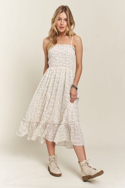 Robe Caraco ADORA à Volants et Ourlet Smockés Fleuris