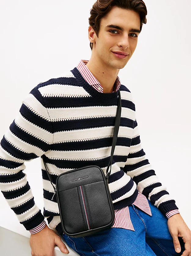 Pebble Grain Crossbody Reporter Bag