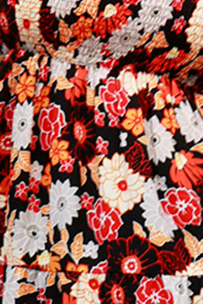Robe étagée à smocks, manches ballon et motif floral
