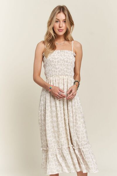 Robe Caraco ADORA à Volants et Ourlet Smockés Fleuris