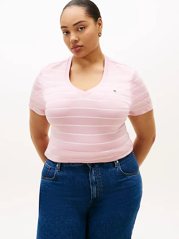 Curve Flag Embroidery V-Neck Slim T-Shirt