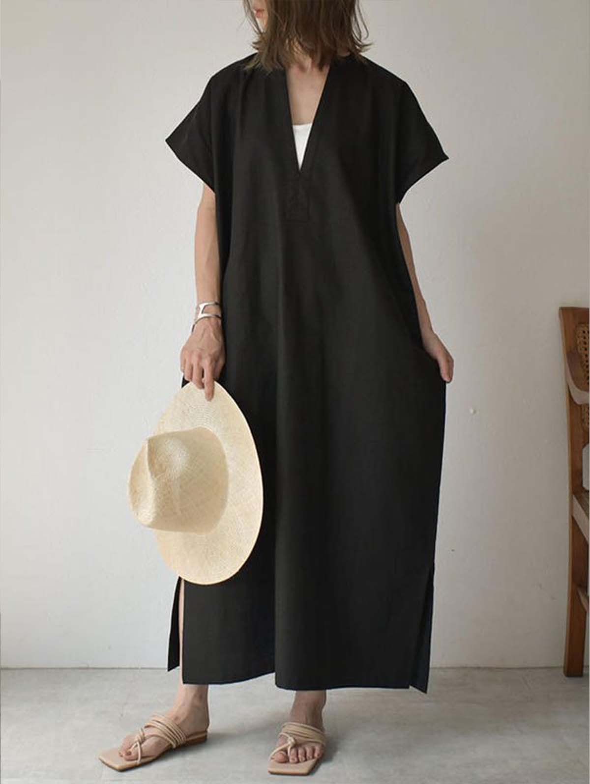Robe longue fendue à manches chauve-souris, noire et beige, simple