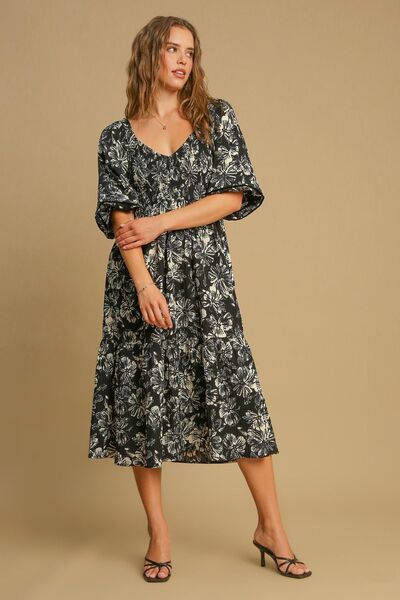 Robe évasée à volants et imprimé floral avec encolure en V Umgee