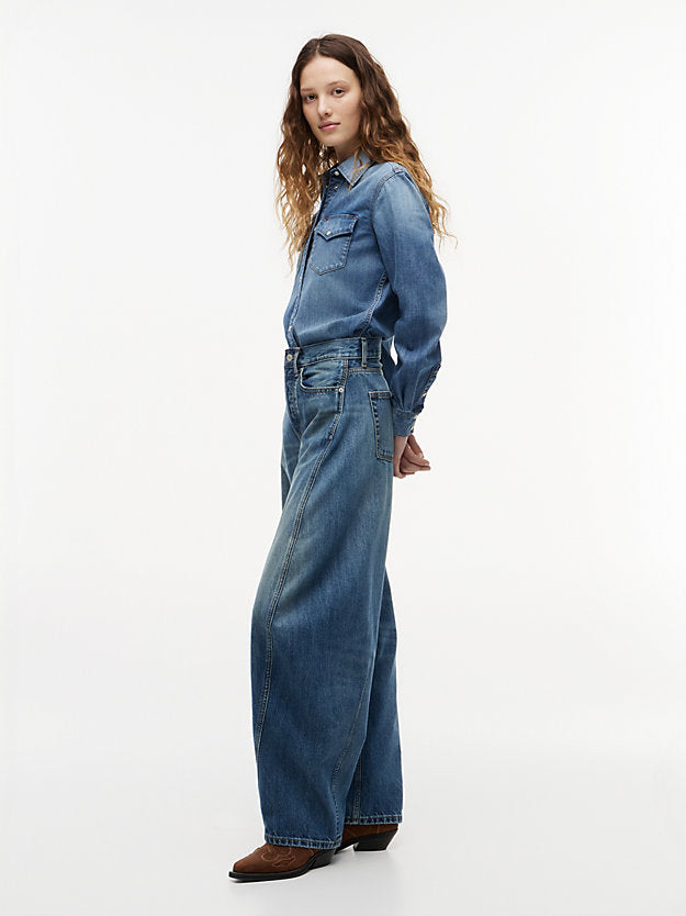 Twisted Seam Mid Rise Barrel Jeans