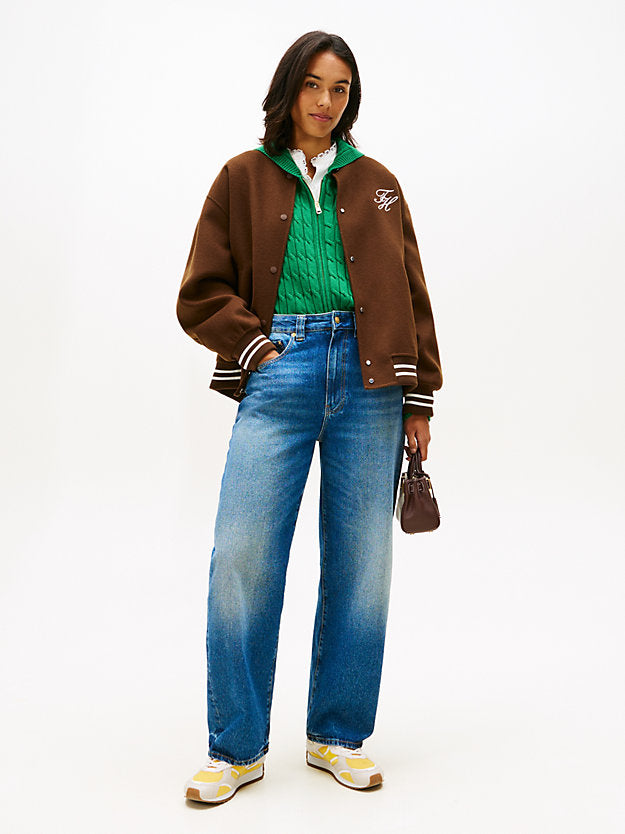 Mid Rise Tapered Barrel Leg Jeans