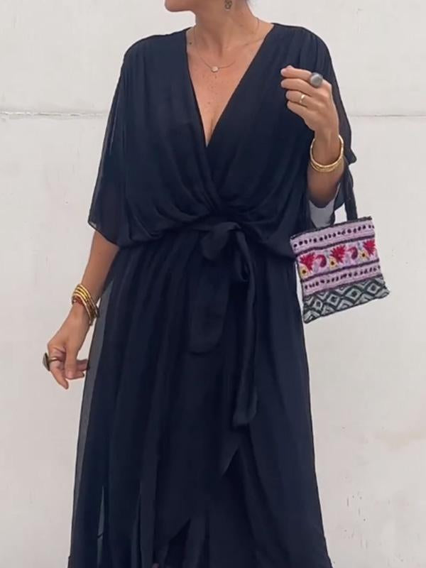 Robe en mousseline de soie élégante et stylée avec col en V