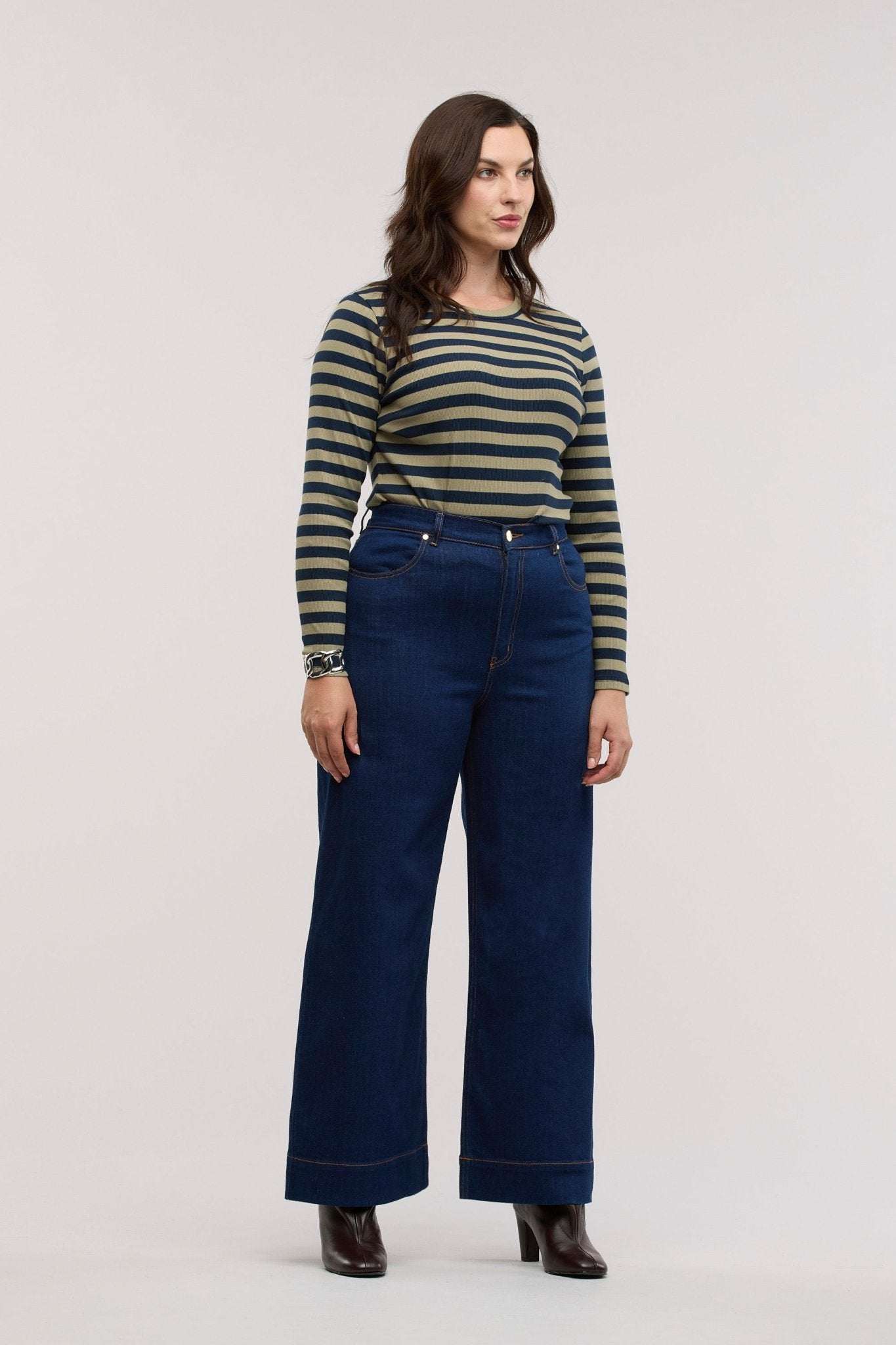 Traveller Crew Neck Rib Top